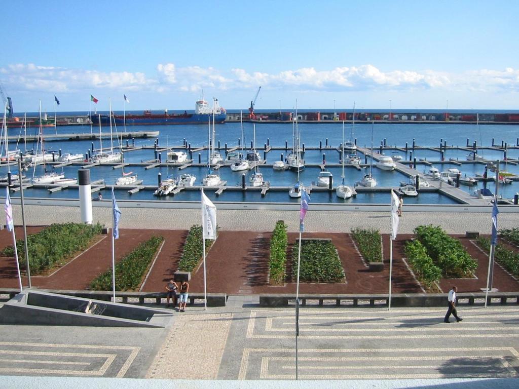 Solmar Alojamentos Ponta Delgada  Phòng bức ảnh